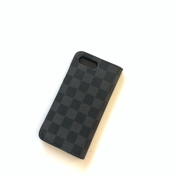 LOUIS VUITTON iPhone 7+/8+ Damier Graphite Folio - Picture 2 of 5